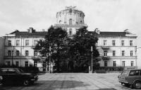 Pałac Sobieskich, Bernardyńska 13